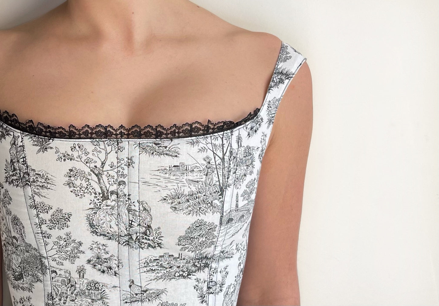 THE MERLEI CORSET